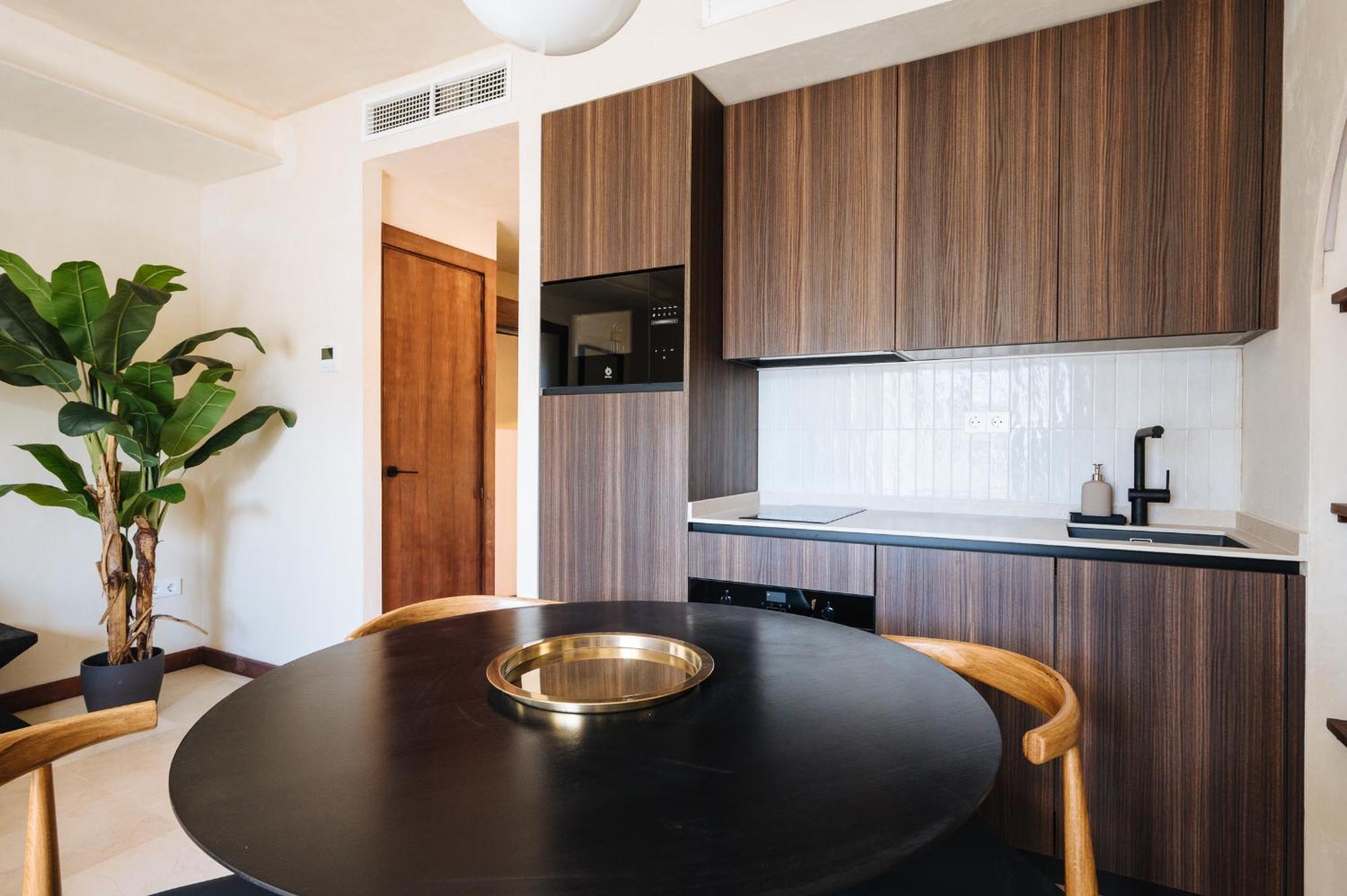 Apartamentos La Vistosona Seville Exterior photo
